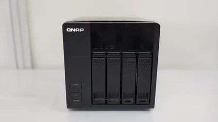 qnap-ts-469l-nas-recovery-front