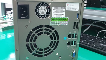 COMMAX