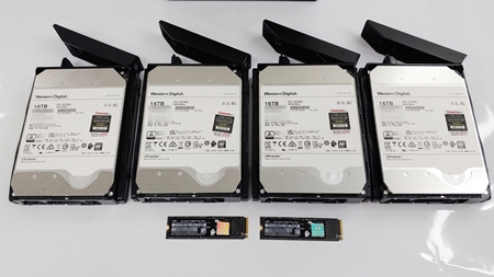 COMMAX